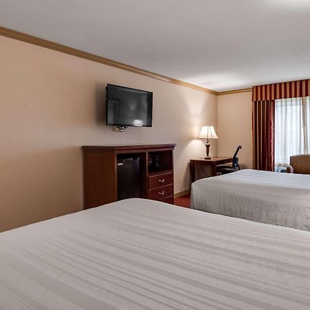 Best Western Plus Morristown Inn-Florham Park Exterior photo